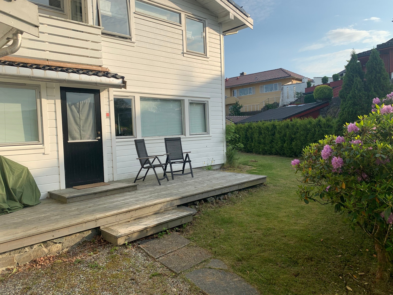 Egen terrasse utenfor leiligheten Galleribilde