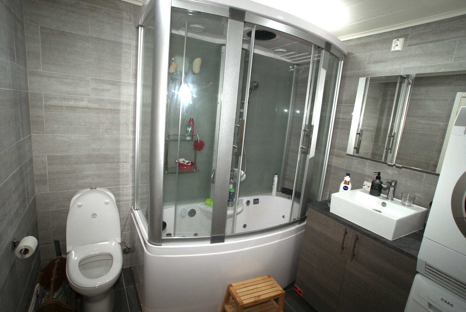 Delt Bad Galleribilde