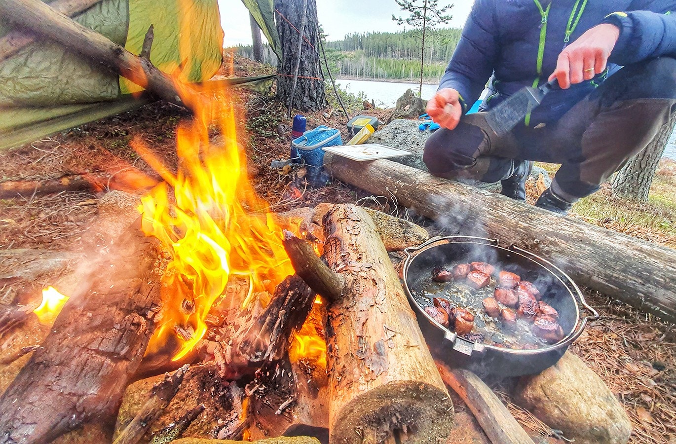 På tur i Nes Galleribilde