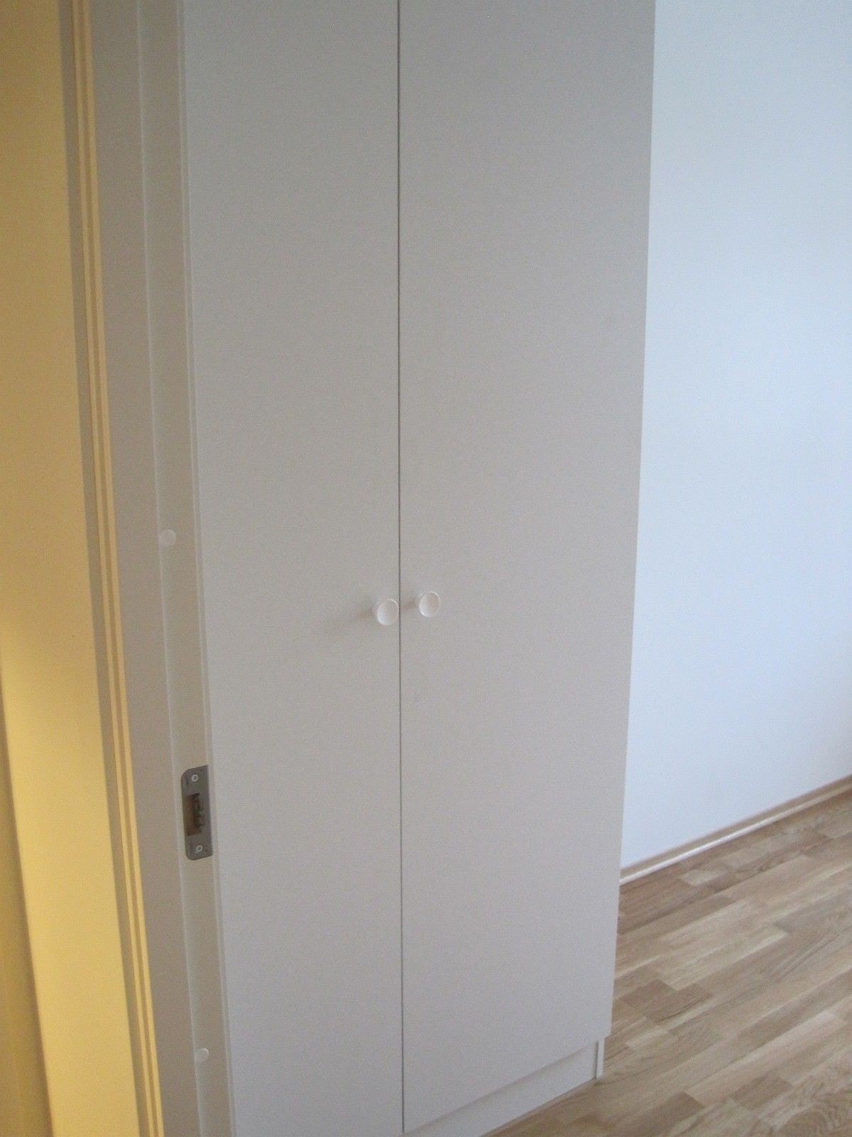 Garderobeskap på soverom 2 Galleribilde