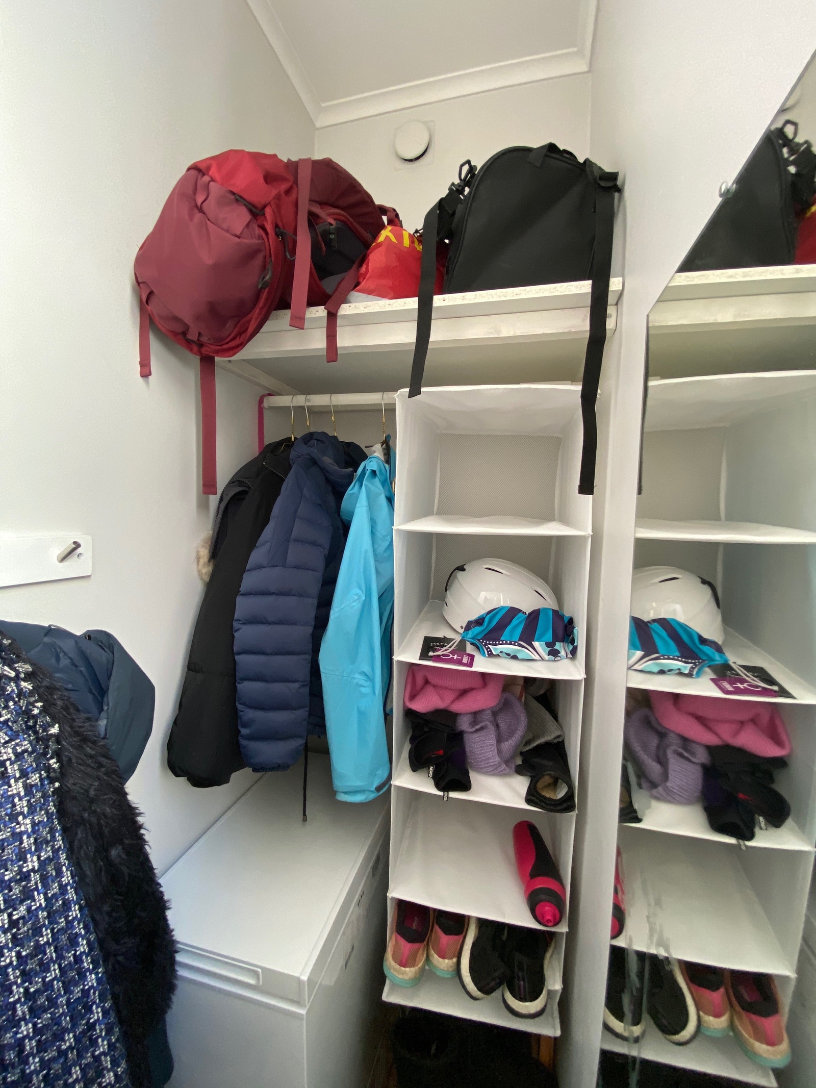 Privat bod med mye lagringsplass og ekstra fryser. Galleribilde