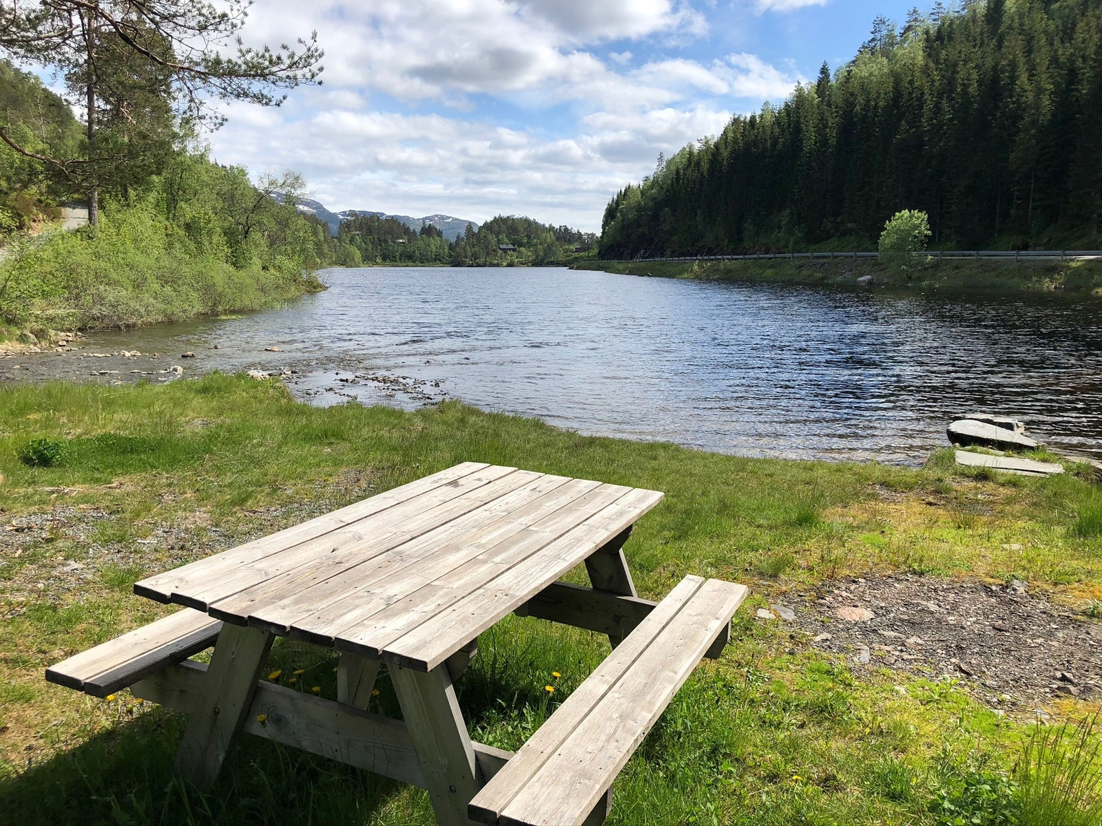 ... og sitteplass like ved Galleribilde