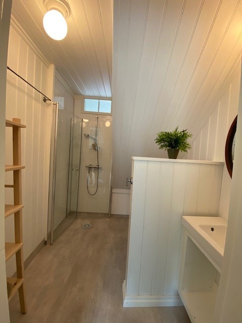 Toalett, bad / dusj 1. etg Galleribilde