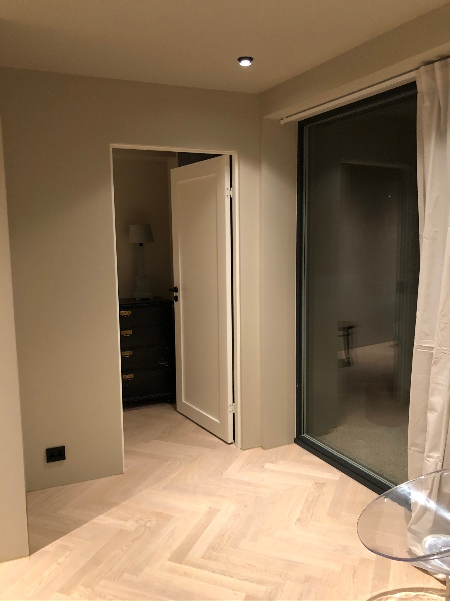 Inngang soverom Galleribilde