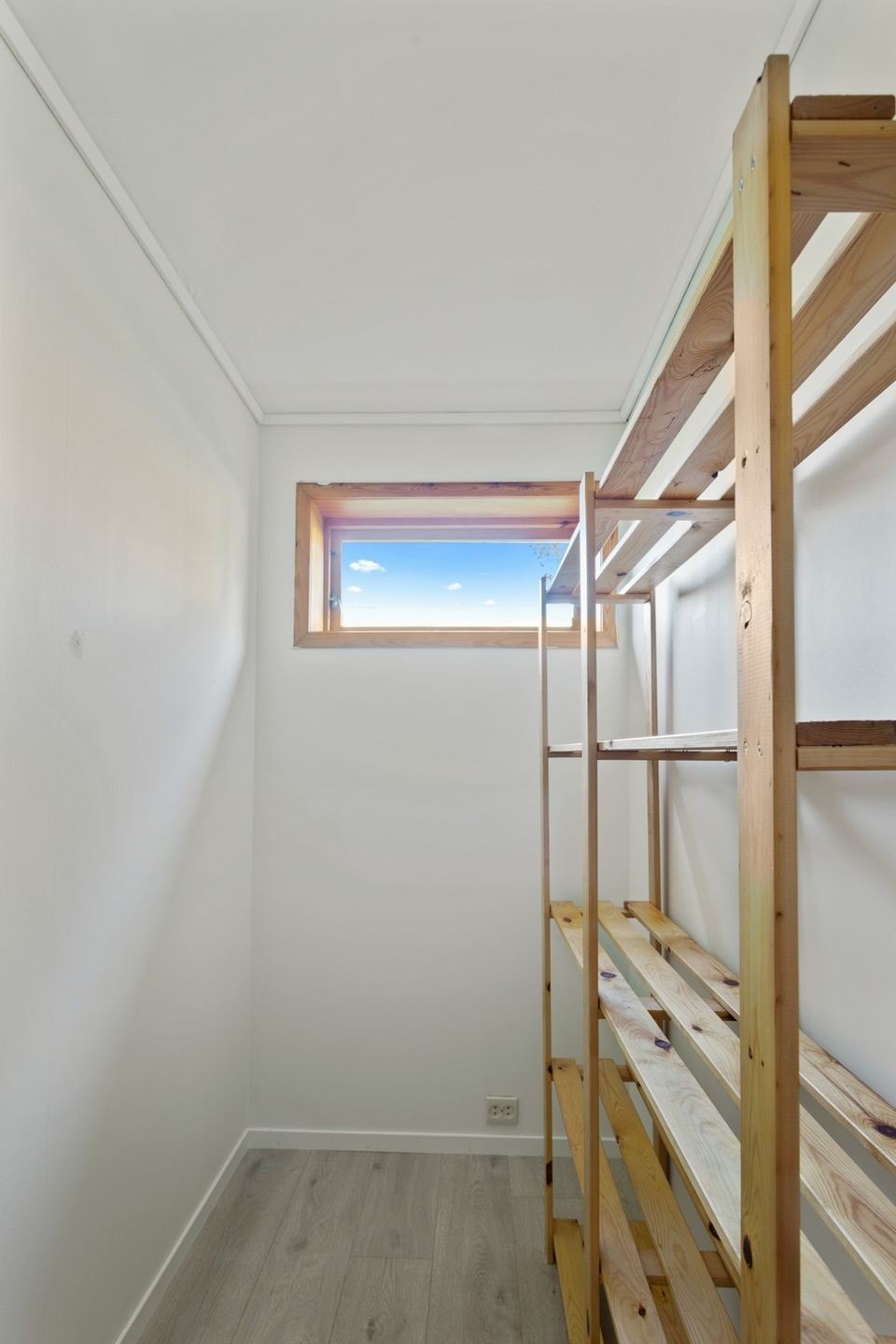 Bod i bakkant av soverom. Galleribilde