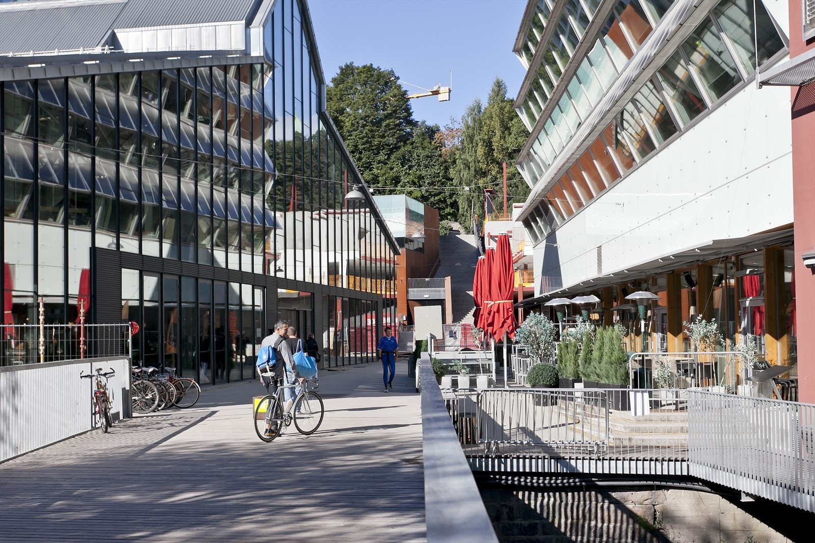 Løkka kan by på en rekke med nisjebutikker, spisesteder og den flotte mathallen på Vulkan. Galleribilde