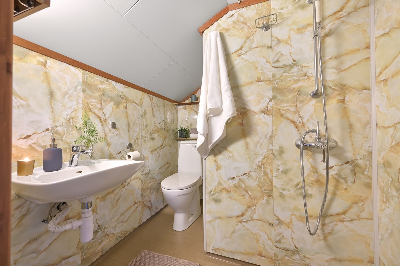 Baderom i 2.etasje Galleribilde