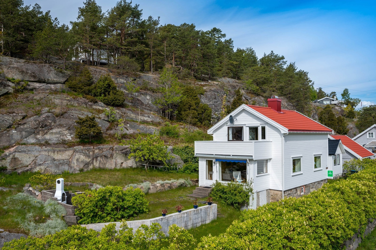 Frittliggende enebolig med innredet anneks Galleribilde