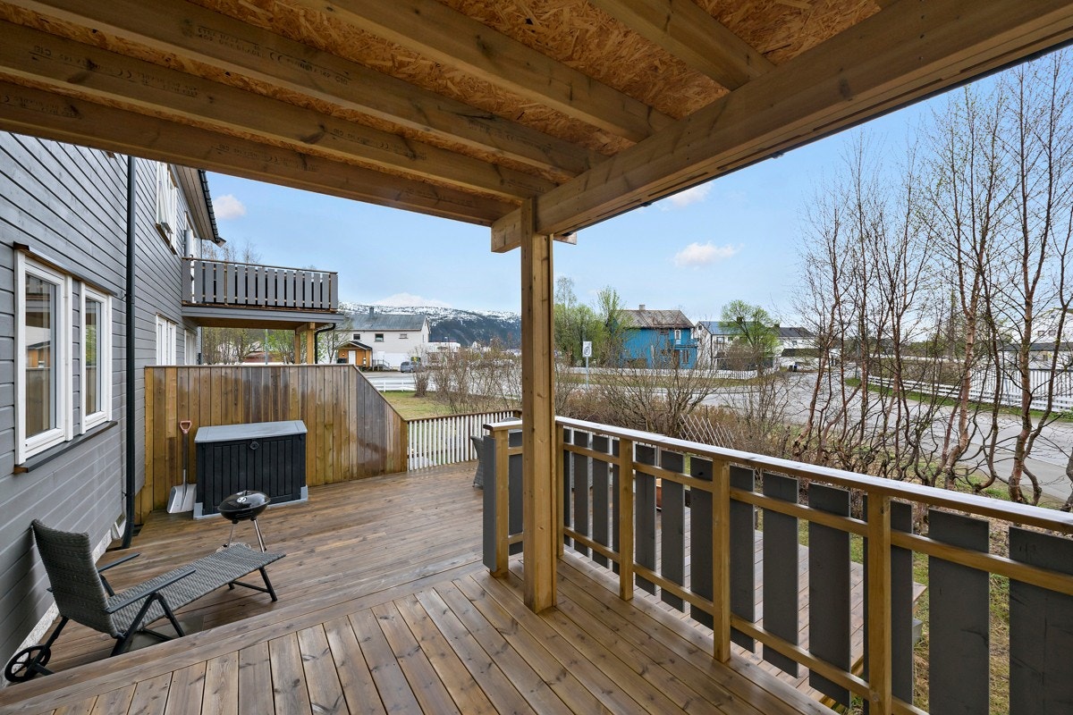 Veranda mot terrasse Galleribilde