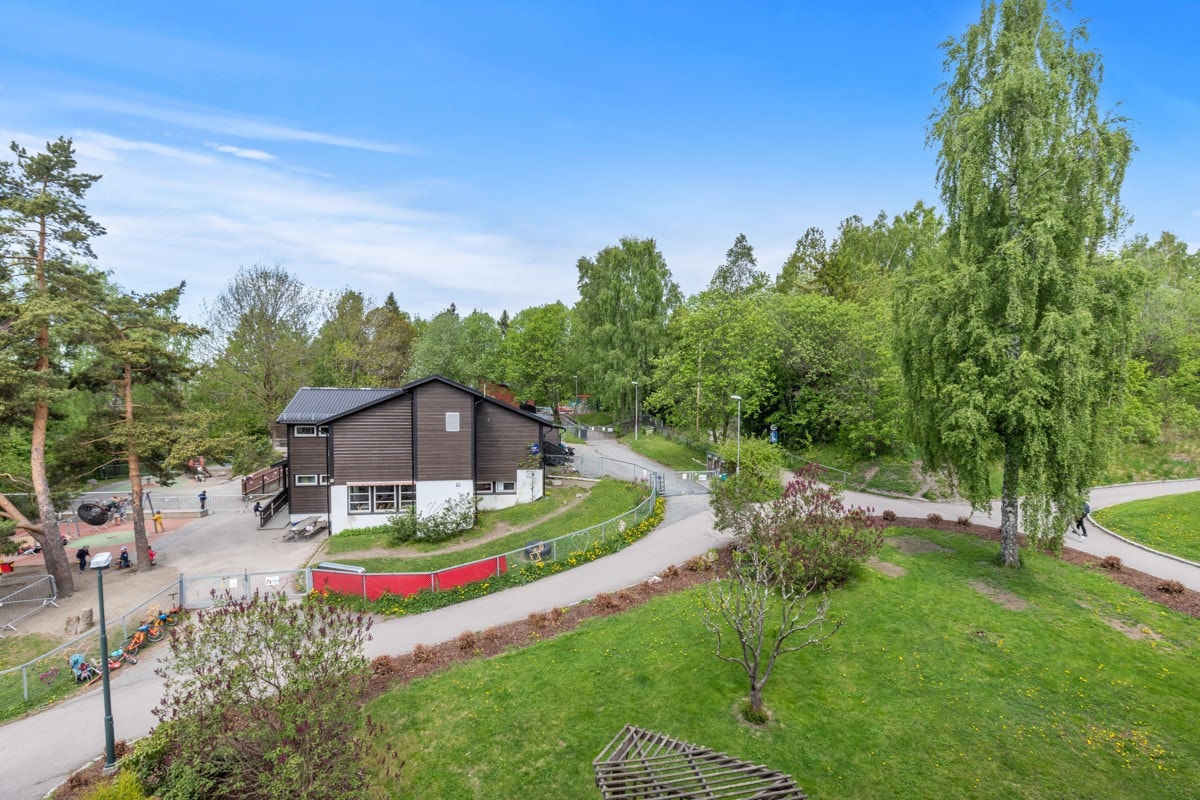 Hyggelig utsyn over grøntområder. Galleribilde