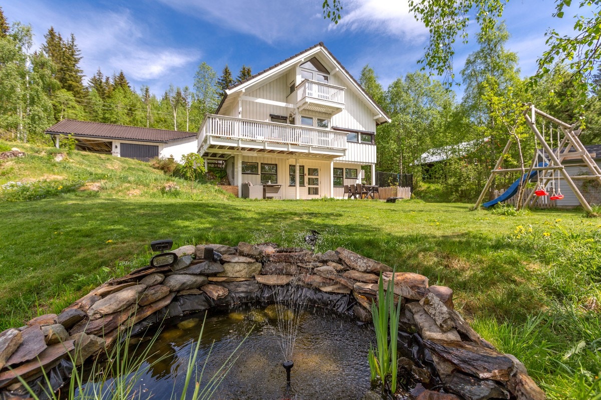 Velkommen til et trivelig bygdesamfunn med fritidsaktiviteter både for voksne og barn. Galleribilde