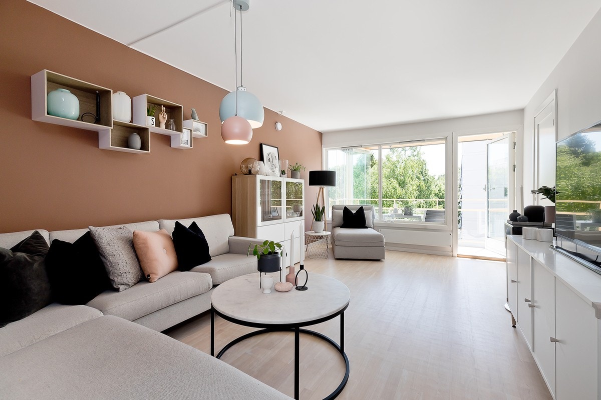 Velkommen til Hovseterveien 102A. En lekker 3-roms totalt oppusset i 2017. Galleribilde