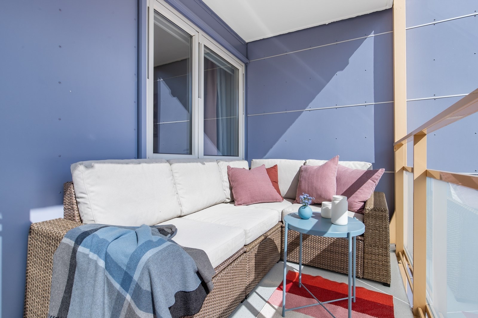 Med overbygg sitter du lunt og godt også ved nedbør. Galleribilde