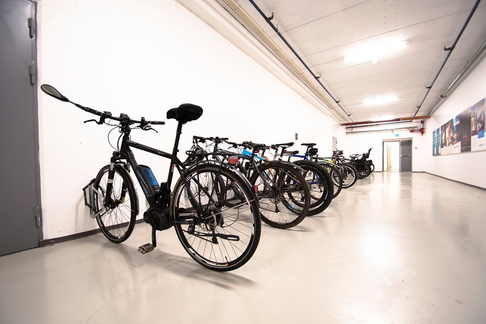 Sykelparkering underetasje Galleribilde