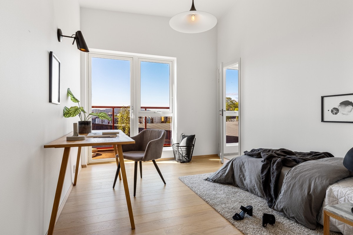 Lyst, trivelig og romslig Galleribilde