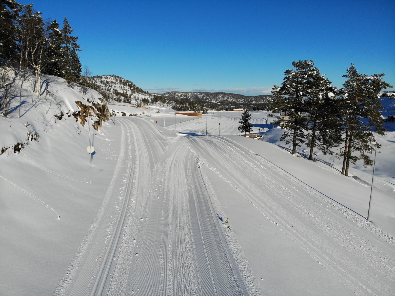 Gautefall Biathlon ligger i gangavstand til hytta. Norges flotteste lysløype, både sommer og vinter! Galleribilde