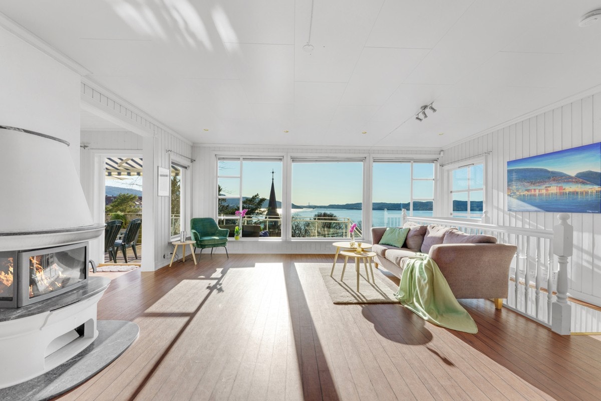 Velkommen til Prahls vei 30 - En sjelden mulighet i Sandviken presentert av Privatmegleren. Galleribilde