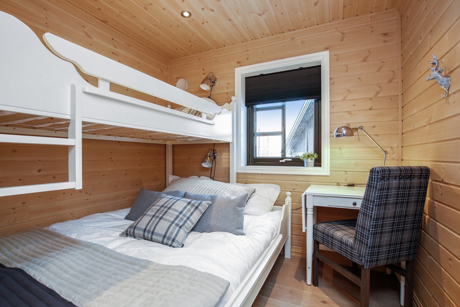 Midthø visningshytte på Norsk Hyttesenter (foto). Galleribilde