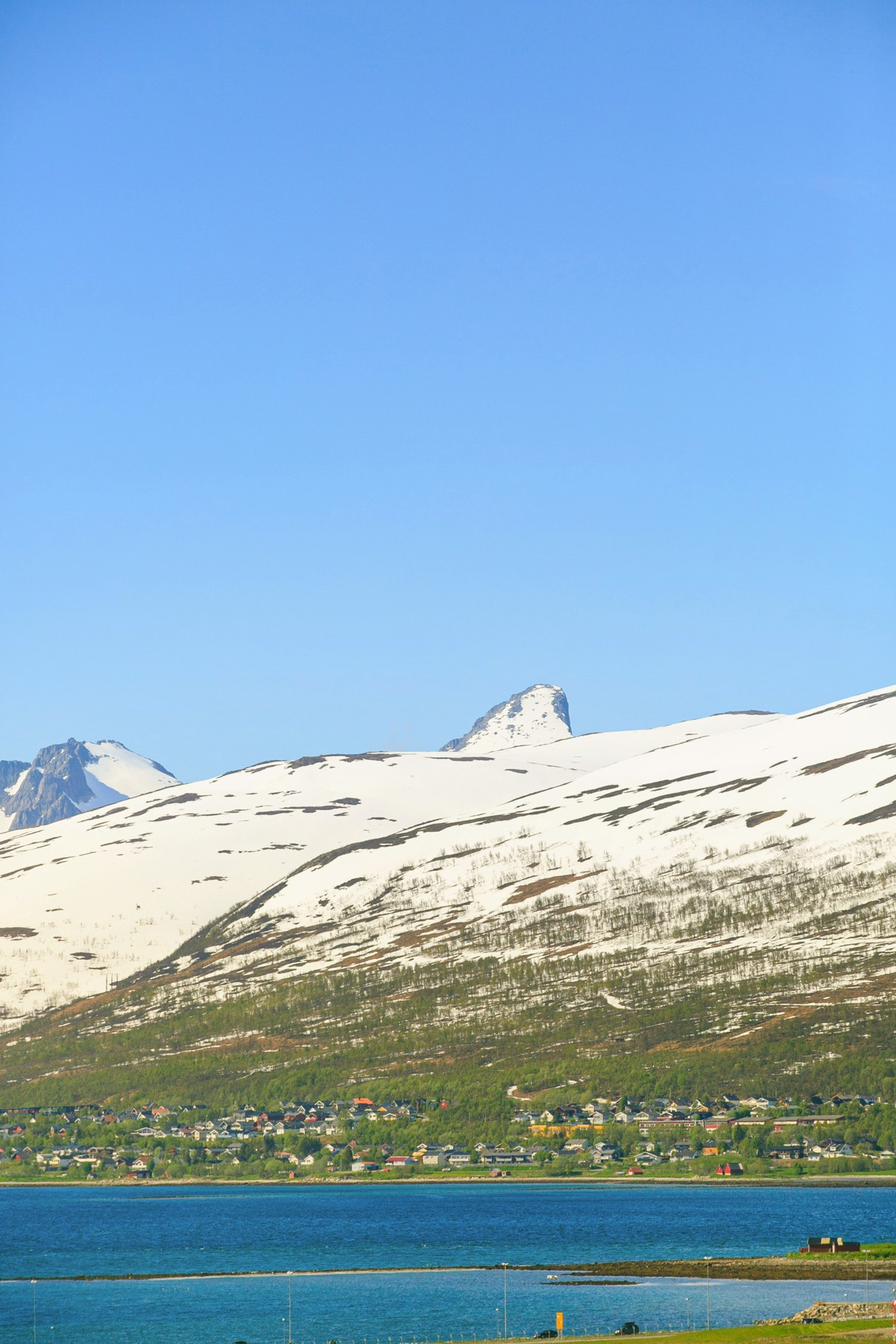 Kjølen med Store Blåmann i bakgrunn