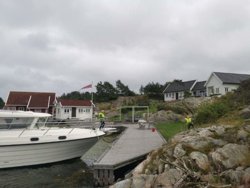 Eier hadde besøk av en båt på 36 fot i 2019 Galleribilde