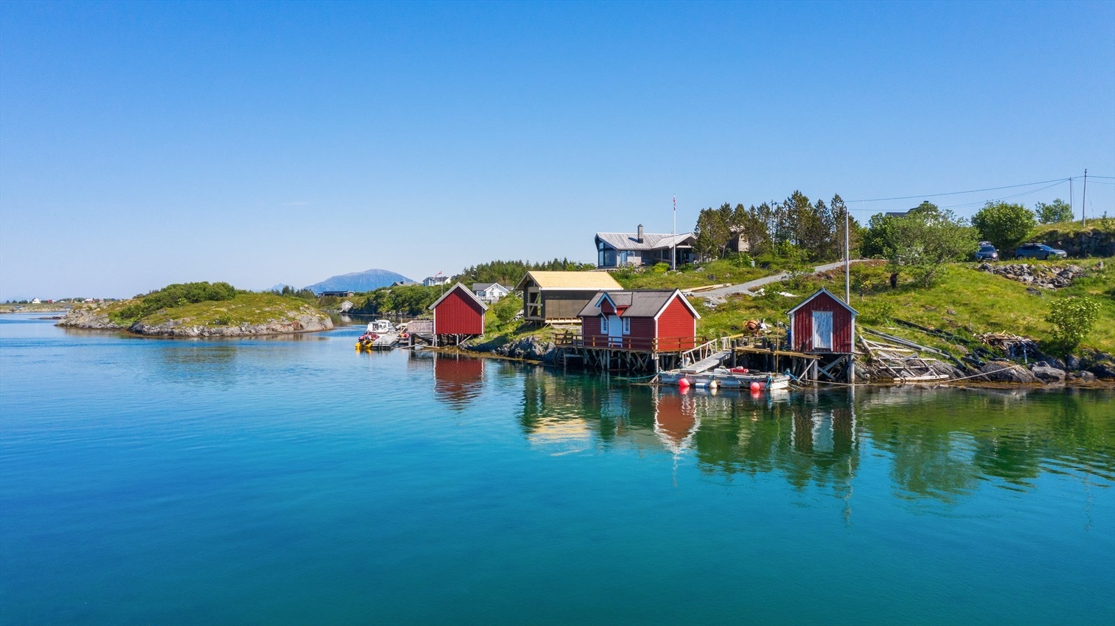 Helgelandskysten på sitt vakreste. Galleribilde