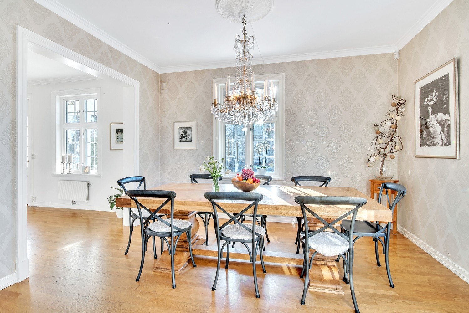 Spisestue. Galleribilde