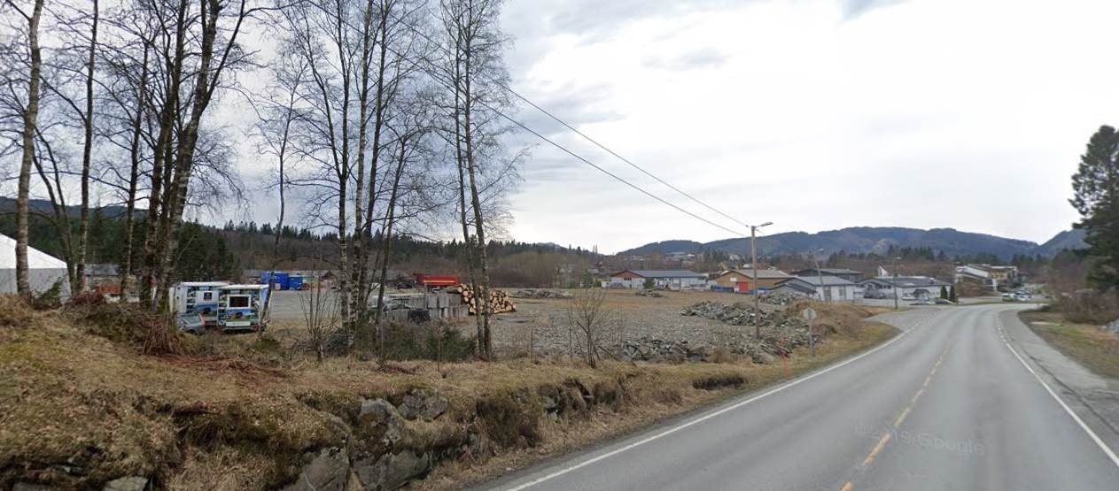 Meget god eksponering mot Valestrandsvegen Galleribilde