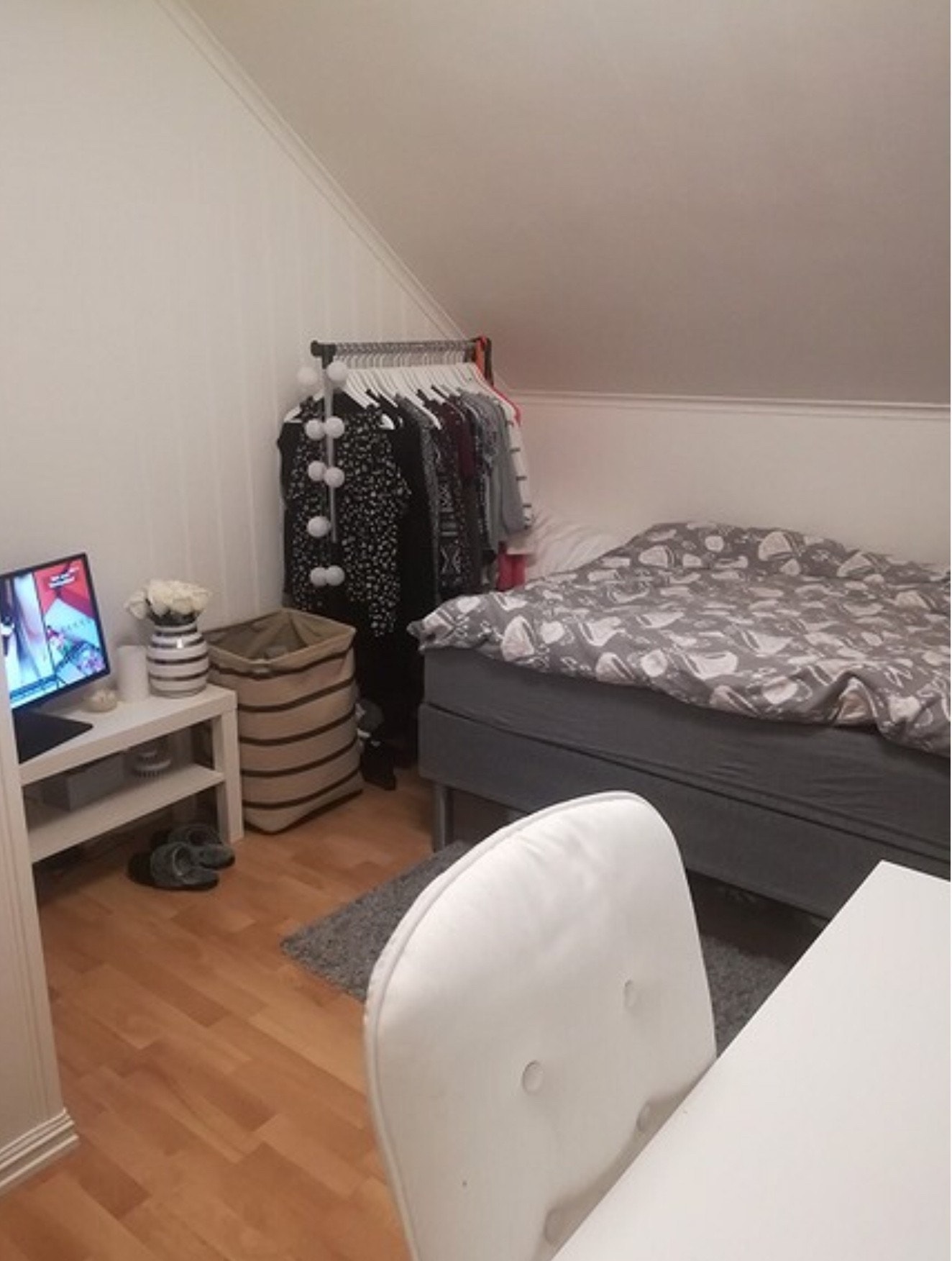 Det mellomste rommet. Galleribilde