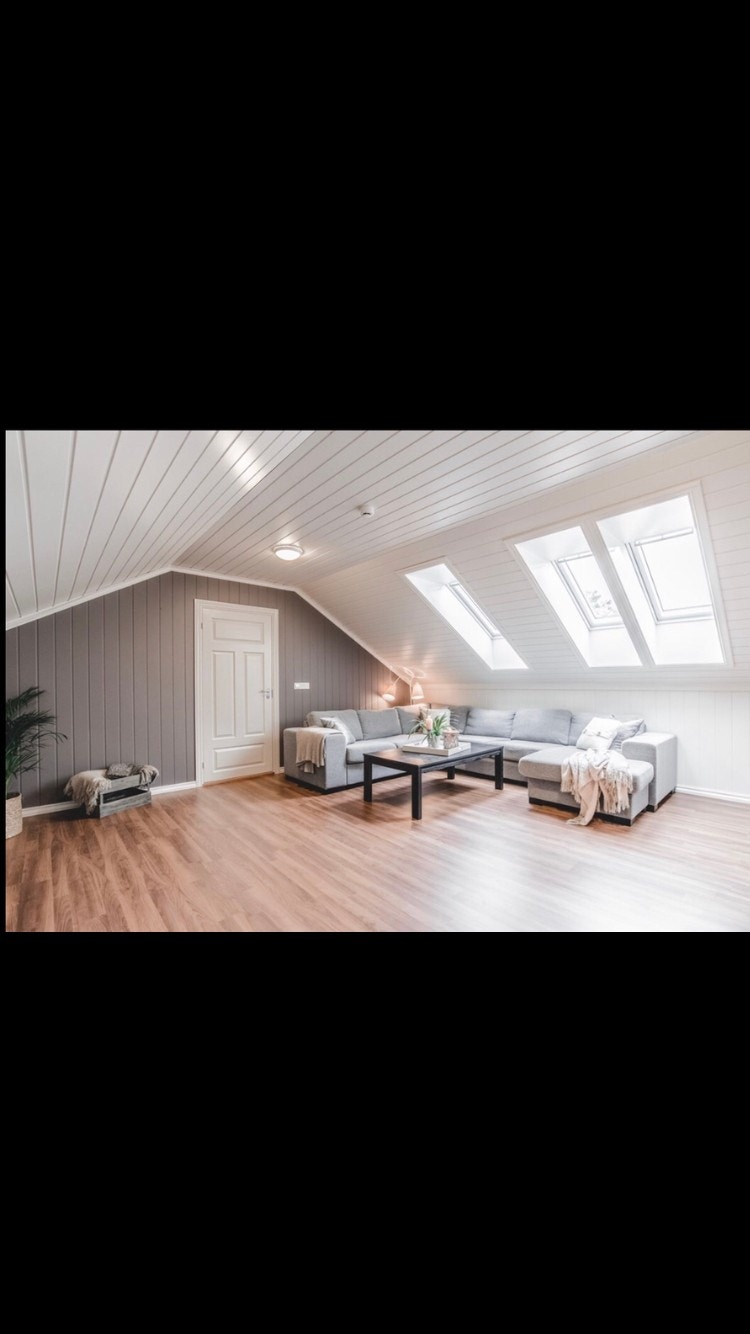 Loftstue Galleribilde