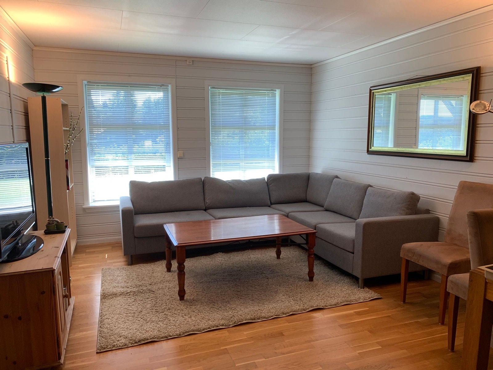 Stue med ny sofa Galleribilde