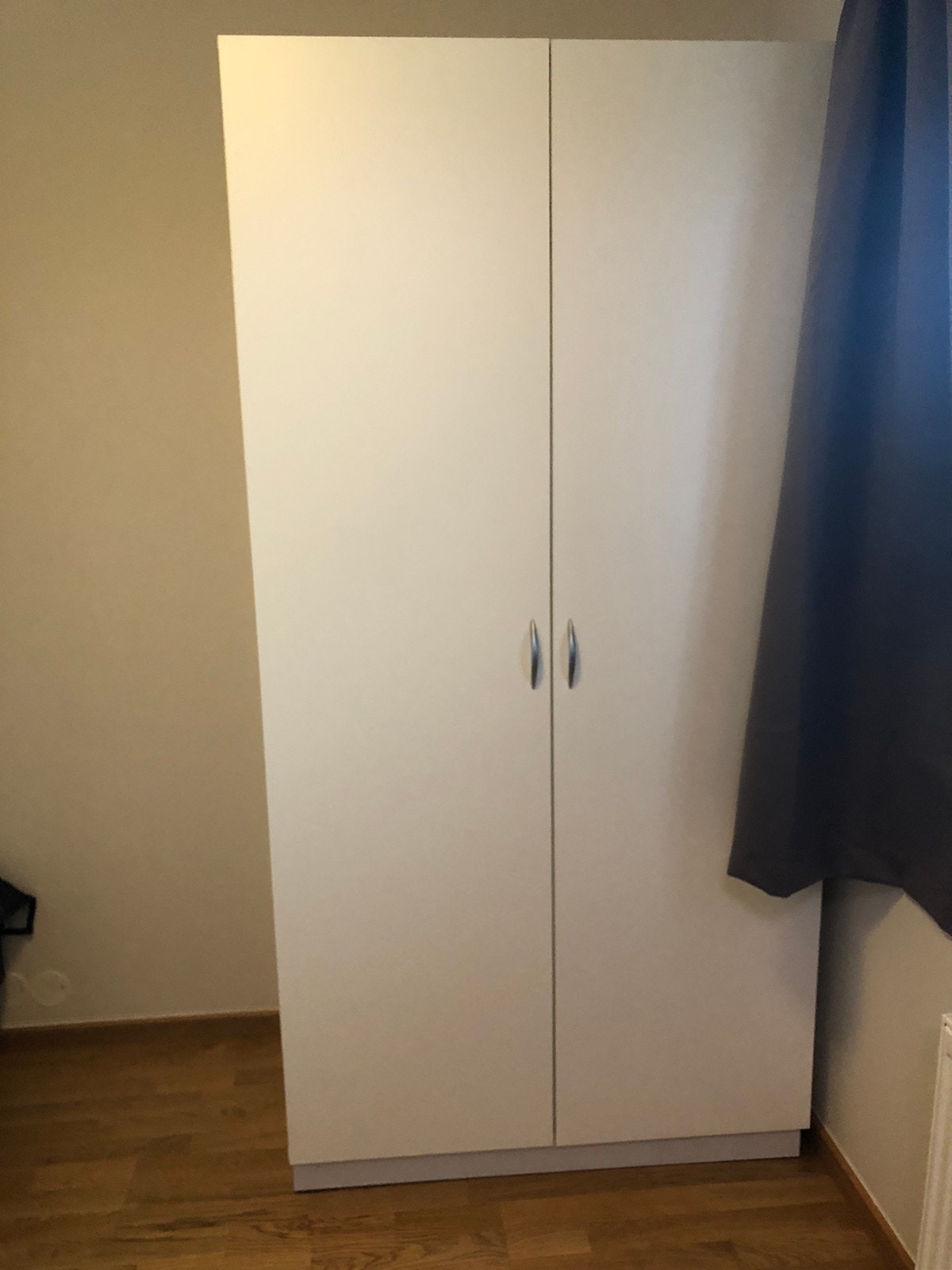 Skap på soverom Galleribilde