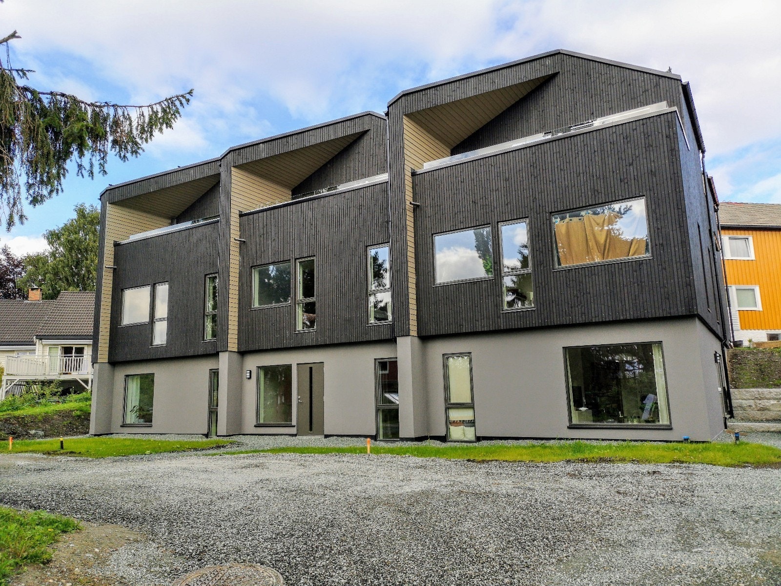 Hele huset ble ferdigstilt August 2018 Galleribilde