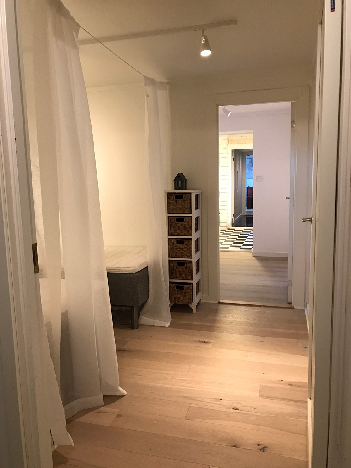 Soveromsgang Galleribilde