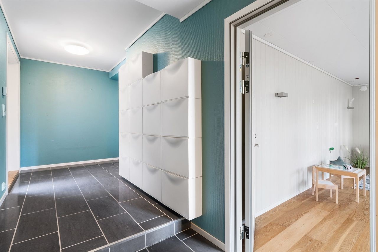 Stort inngangparti 1 etg. Galleribilde
