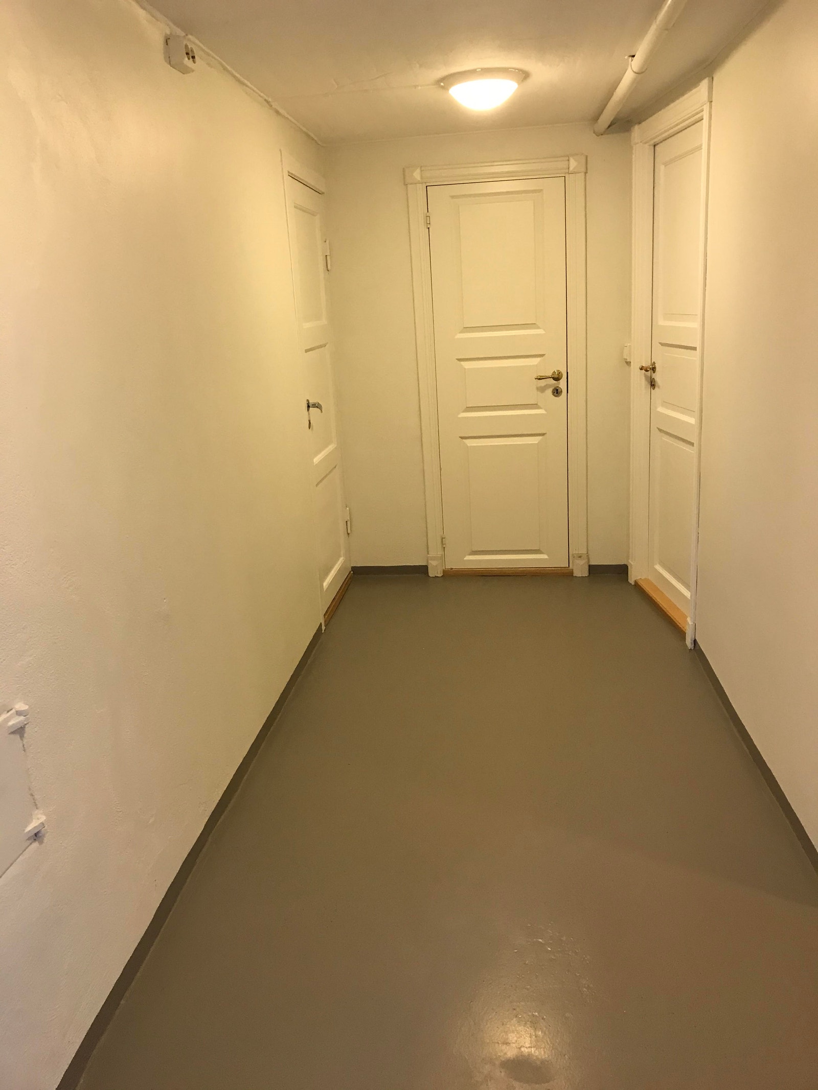 Gang, ca 9 kvm Galleribilde