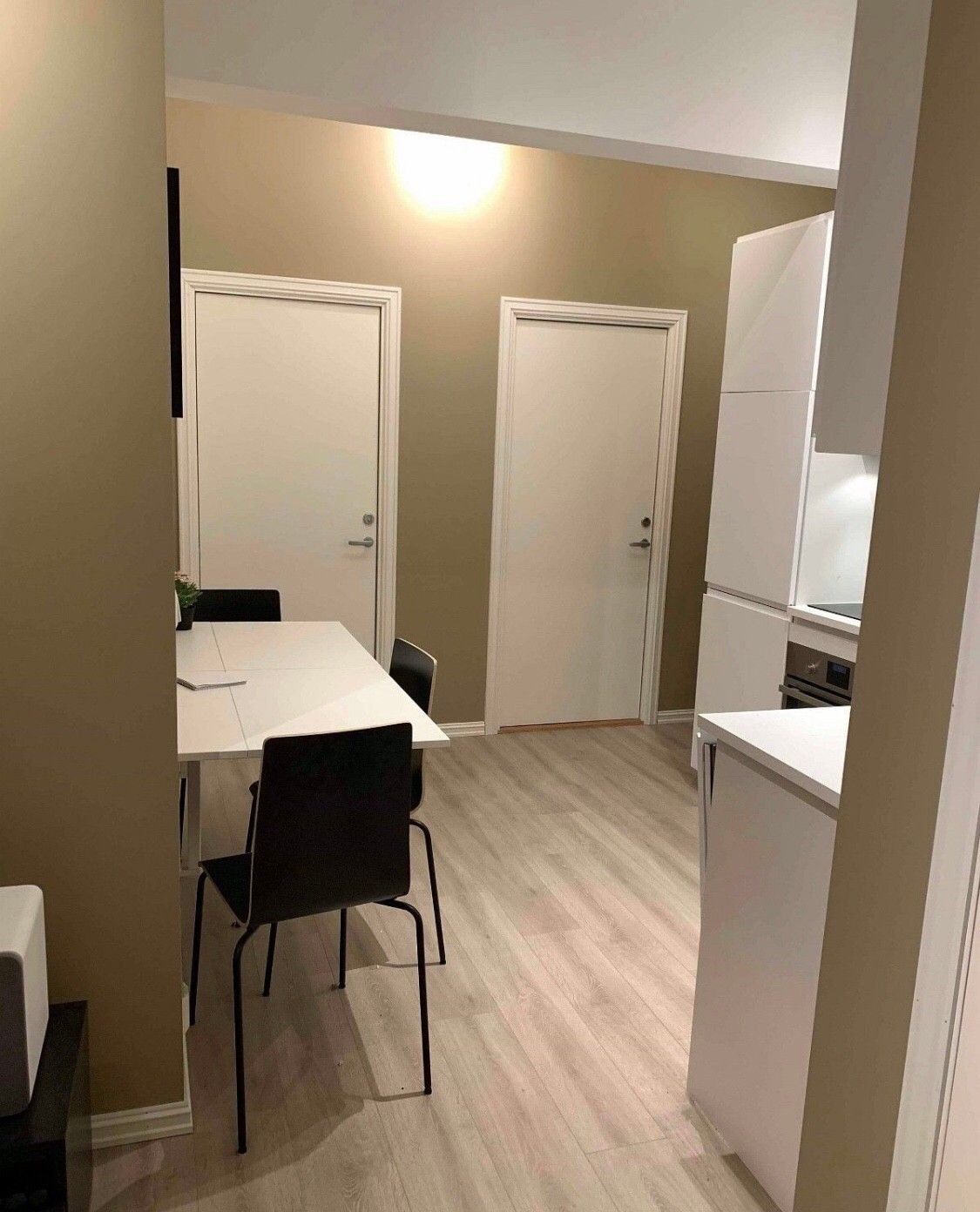 Sittegruppe på kjøkken Galleribilde