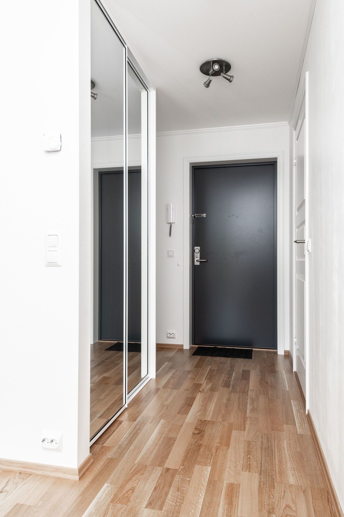 Inngangsparti Galleribilde