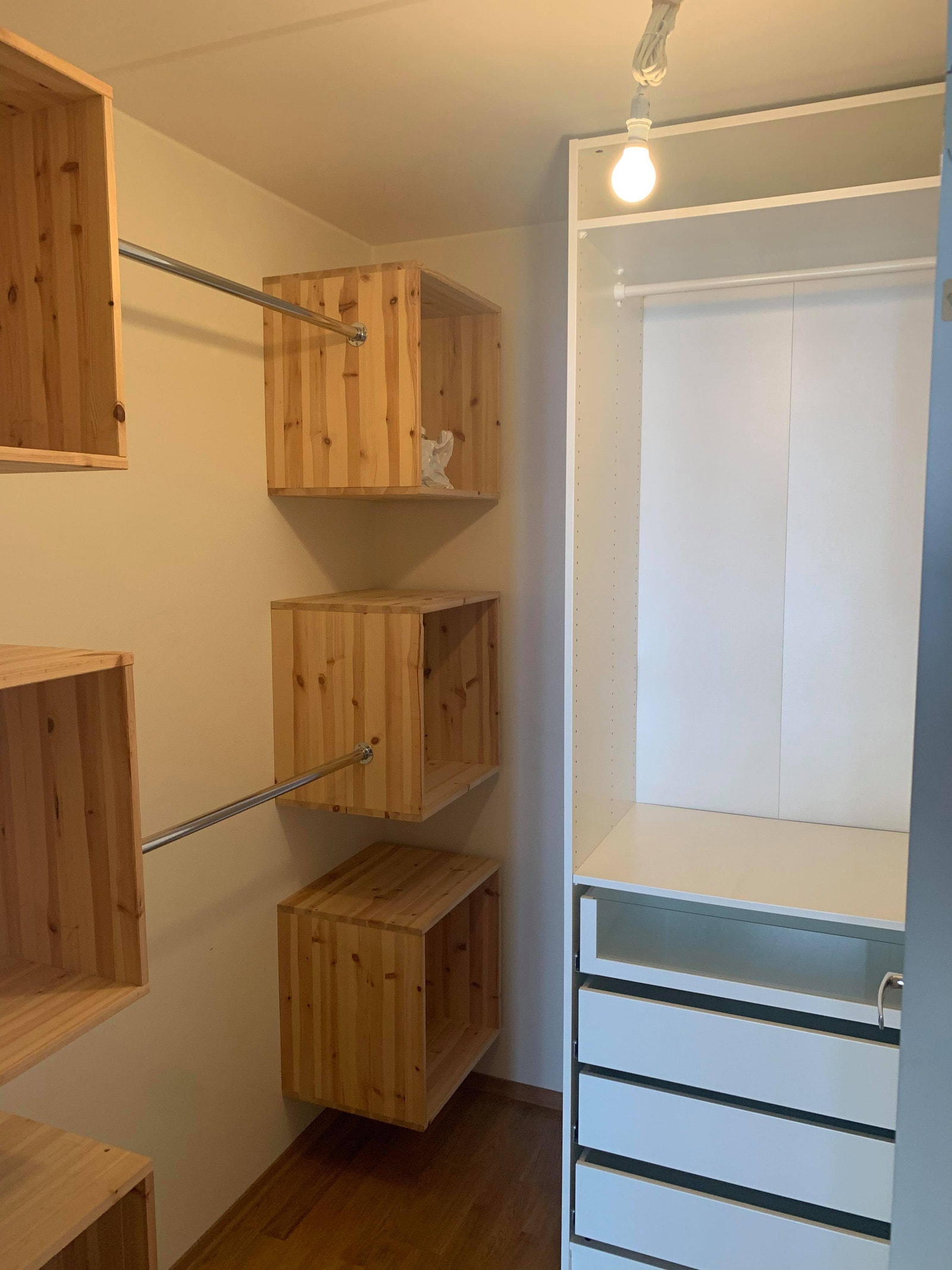 Walk-in-closet Galleribilde