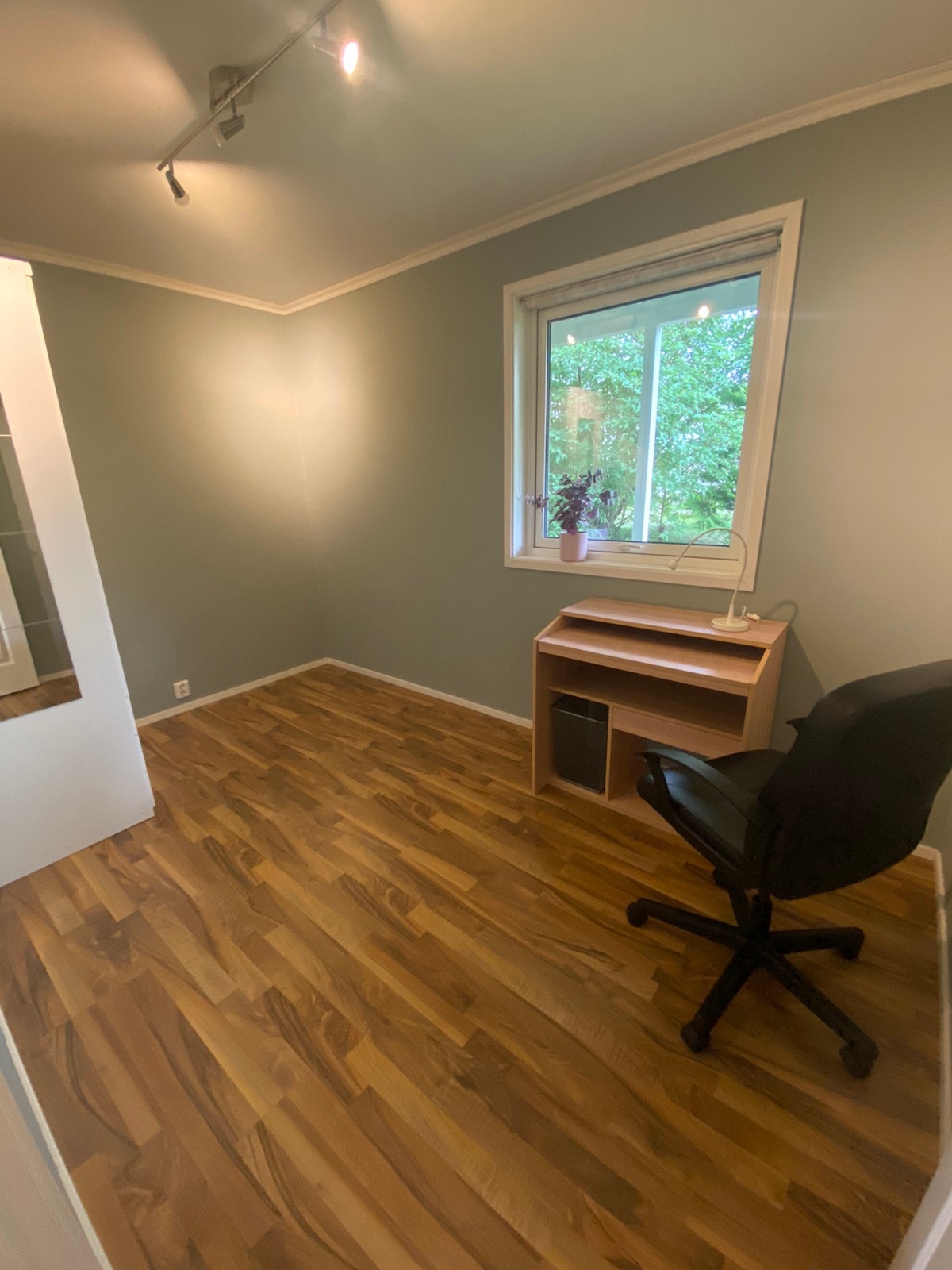 Soverom/hybel 2. Nettverksuttak på alle rom. Galleribilde