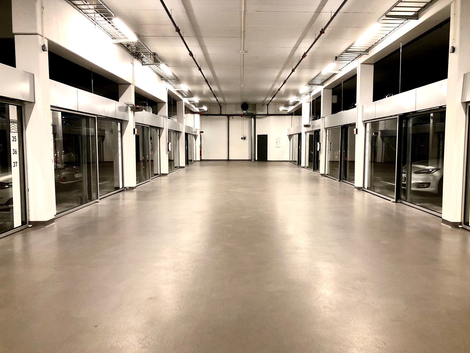Mulighet for leie av parkering i kjeller. Heis går direkte hit. Galleribilde