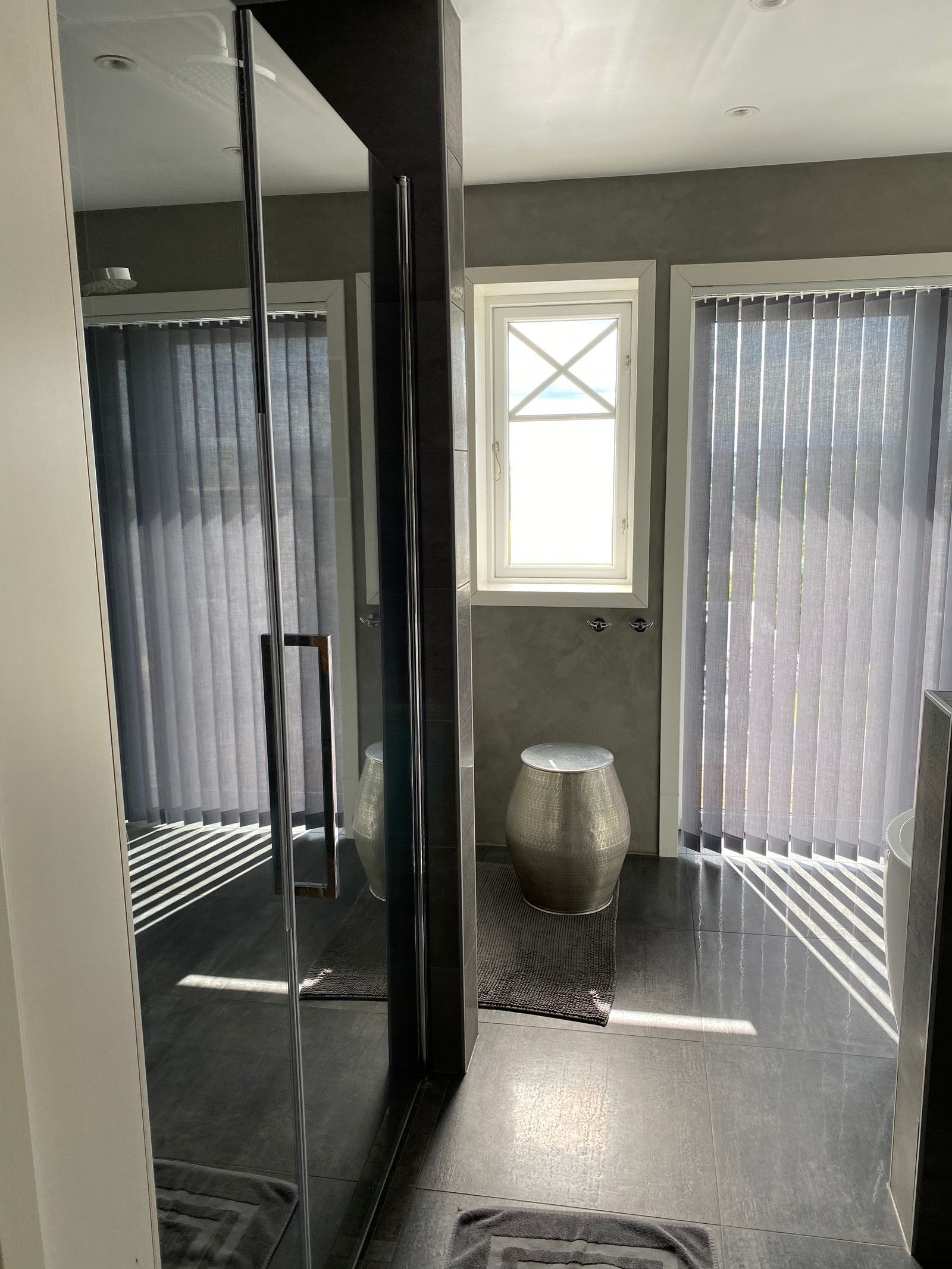 Bad i hovedetasjen Galleribilde