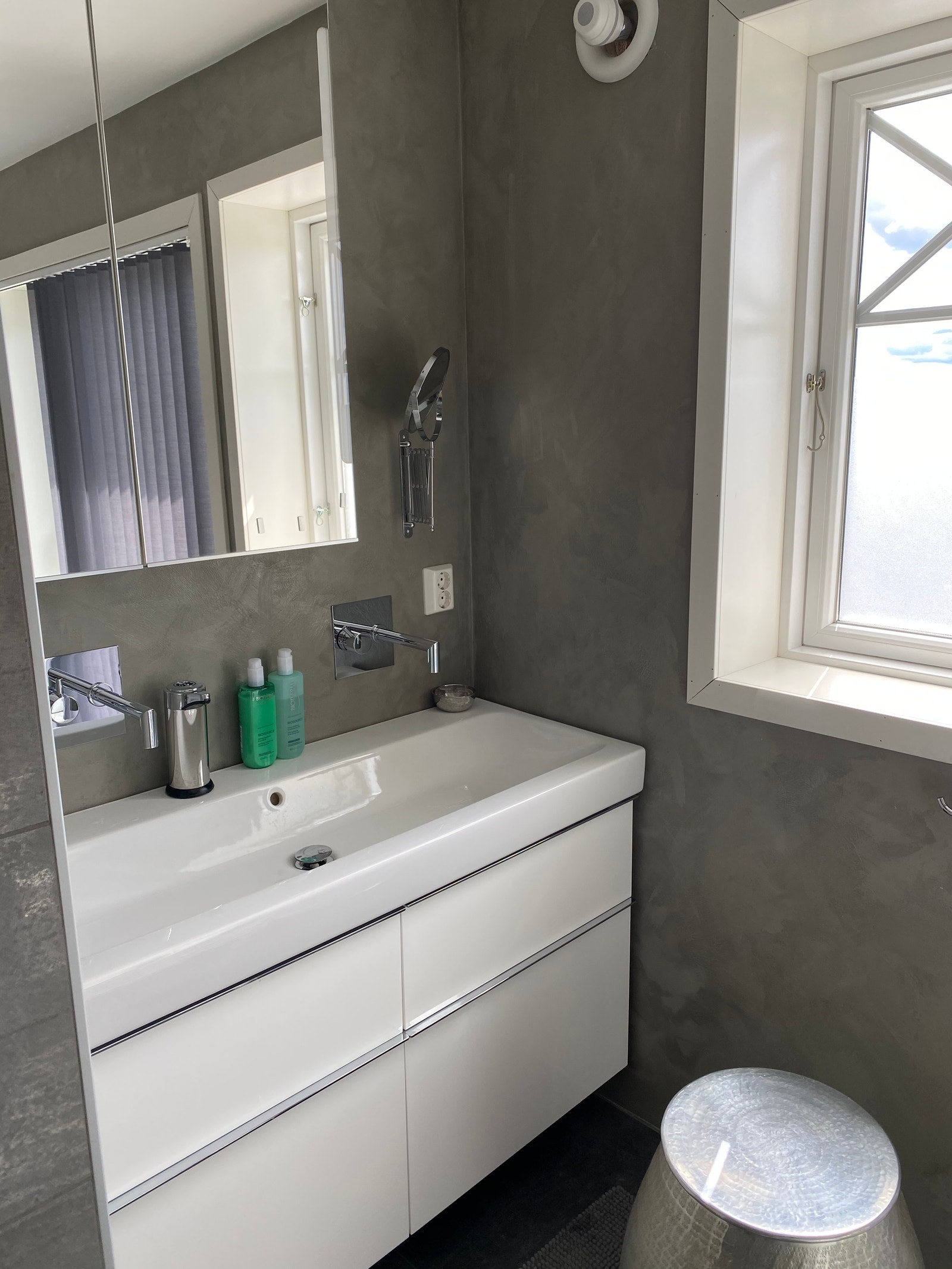 Bad i hovedetasjen Galleribilde