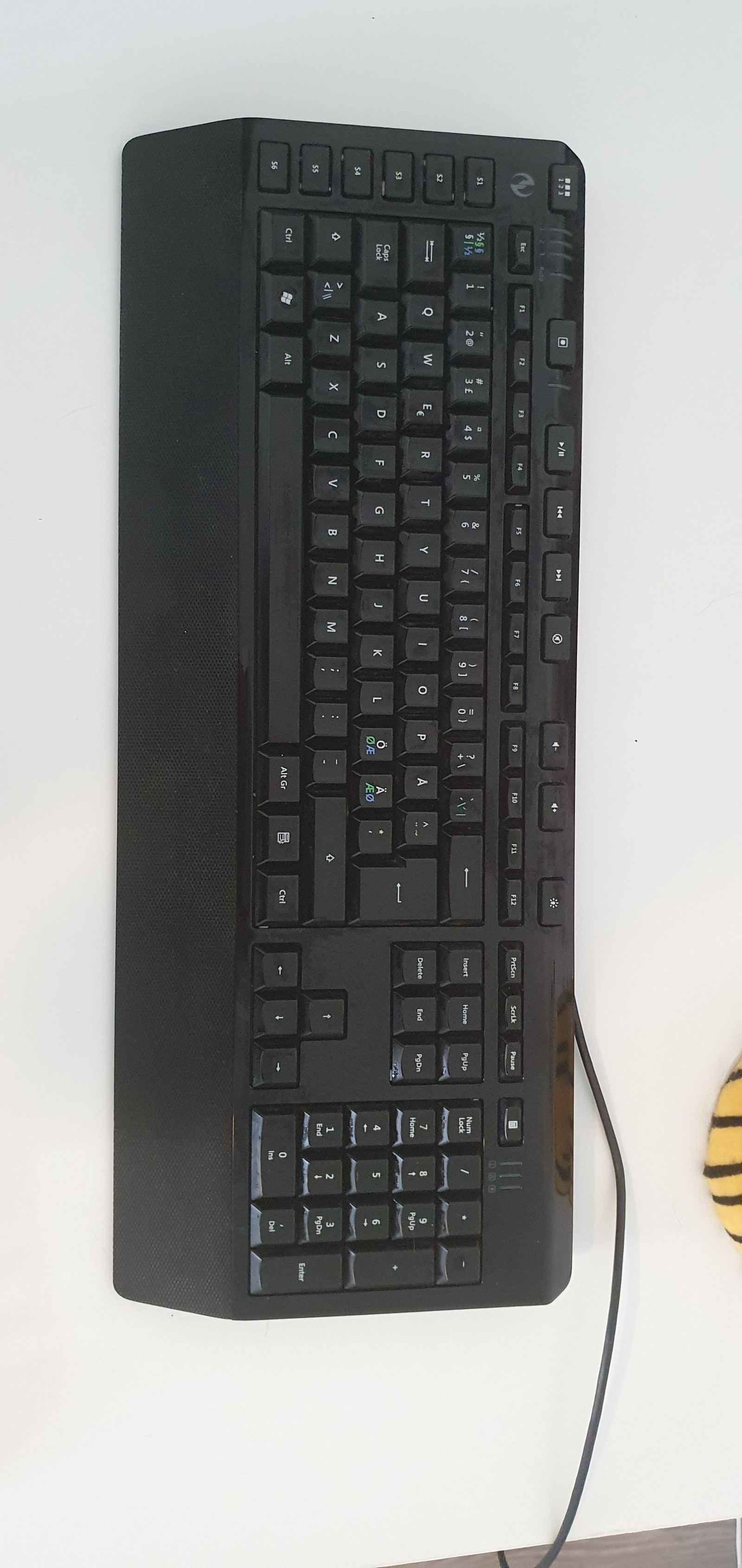 Microsoft SIDEWINDER X4 Keyboard | FINN.no Microsoft SideWinder x4 Keyboard Tastatur | Billig