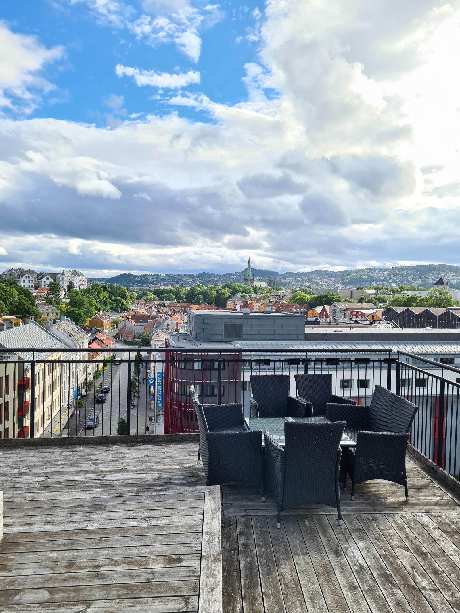 Stor takterrasse Galleribilde
