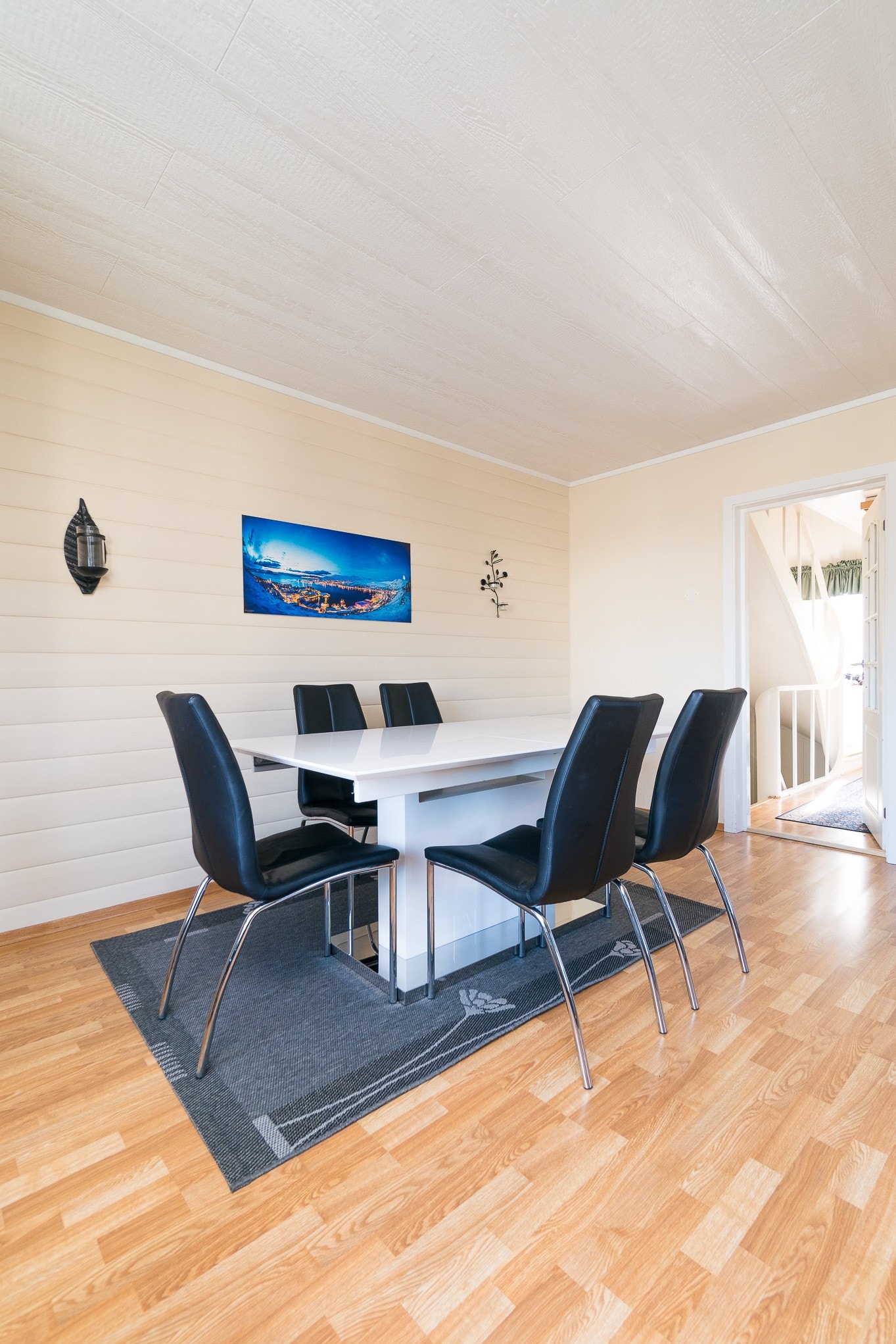 Alternativt spisebord med mulighet for å forlenges Galleribilde