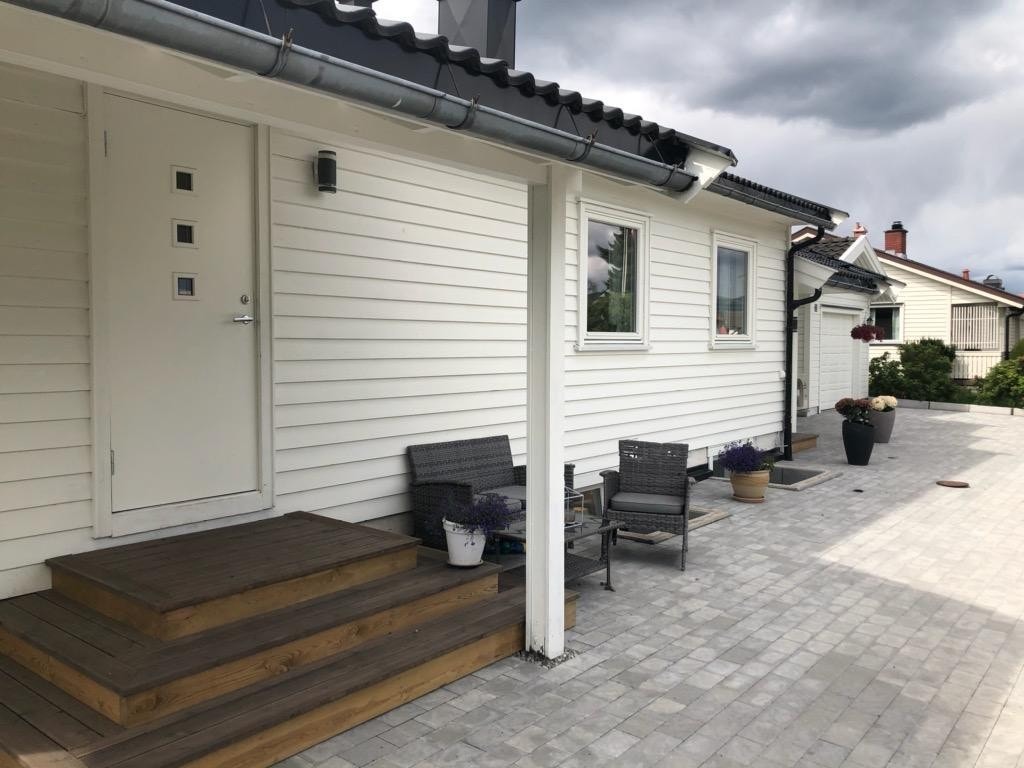 Gårdsplass Galleribilde