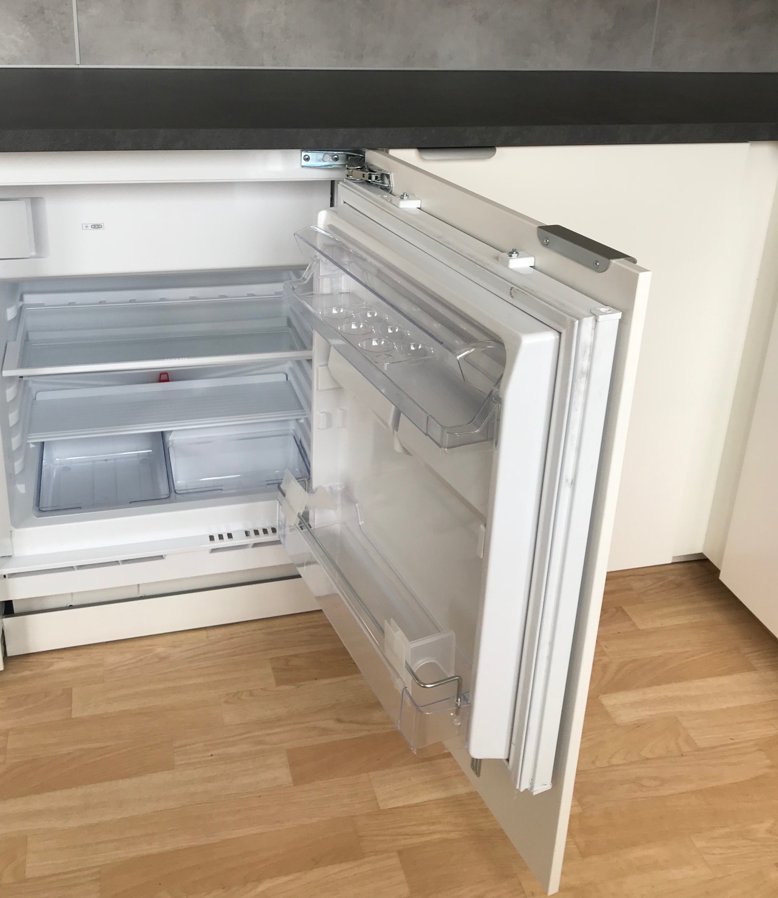 Kjøleskap med frys Galleribilde