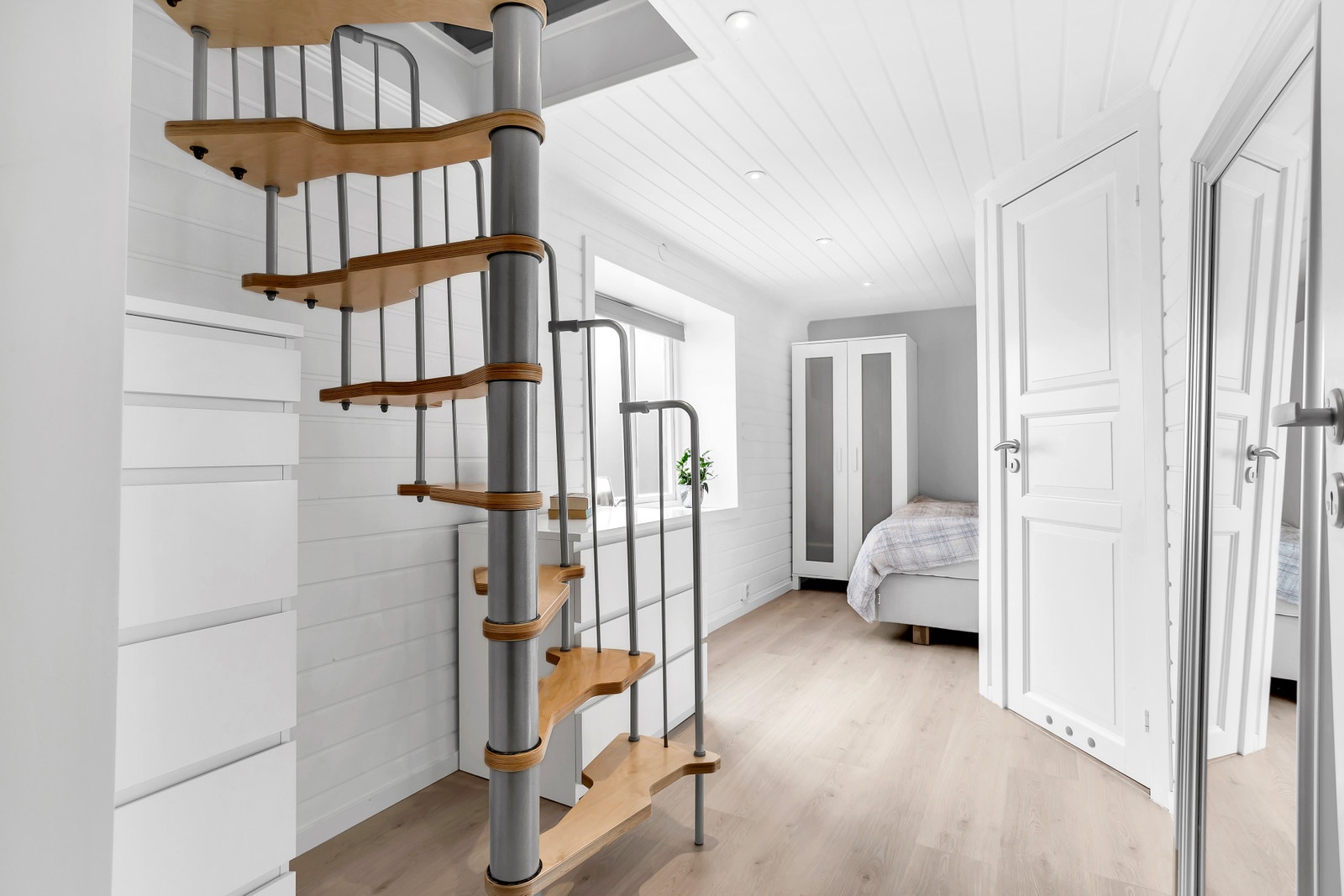 Underetasje (på bakkeplan) Galleribilde