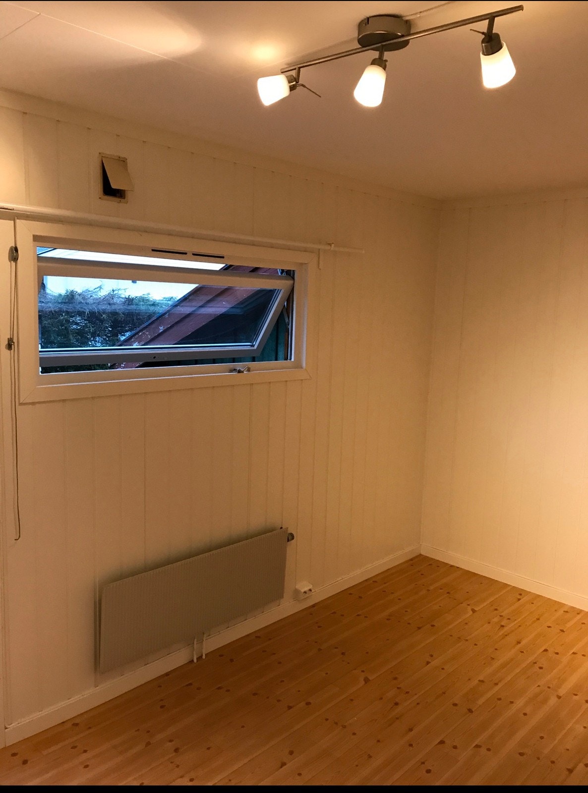 Sovealkove tilhører rom 2. Galleribilde