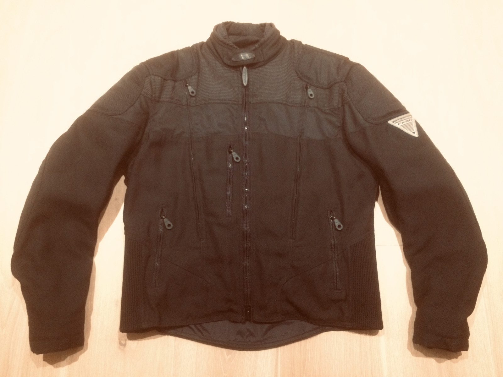 Harley Davidson jakke Str.M | FINN.no Salg på diverse jakker innerjakker Harley Davidson